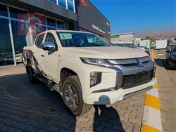 میتسوبیشی L200
